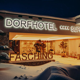 Dorfhotel Fasching im Winter
