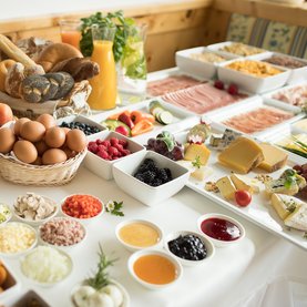 Frühstücksbuffet Dorfhotel Fasching